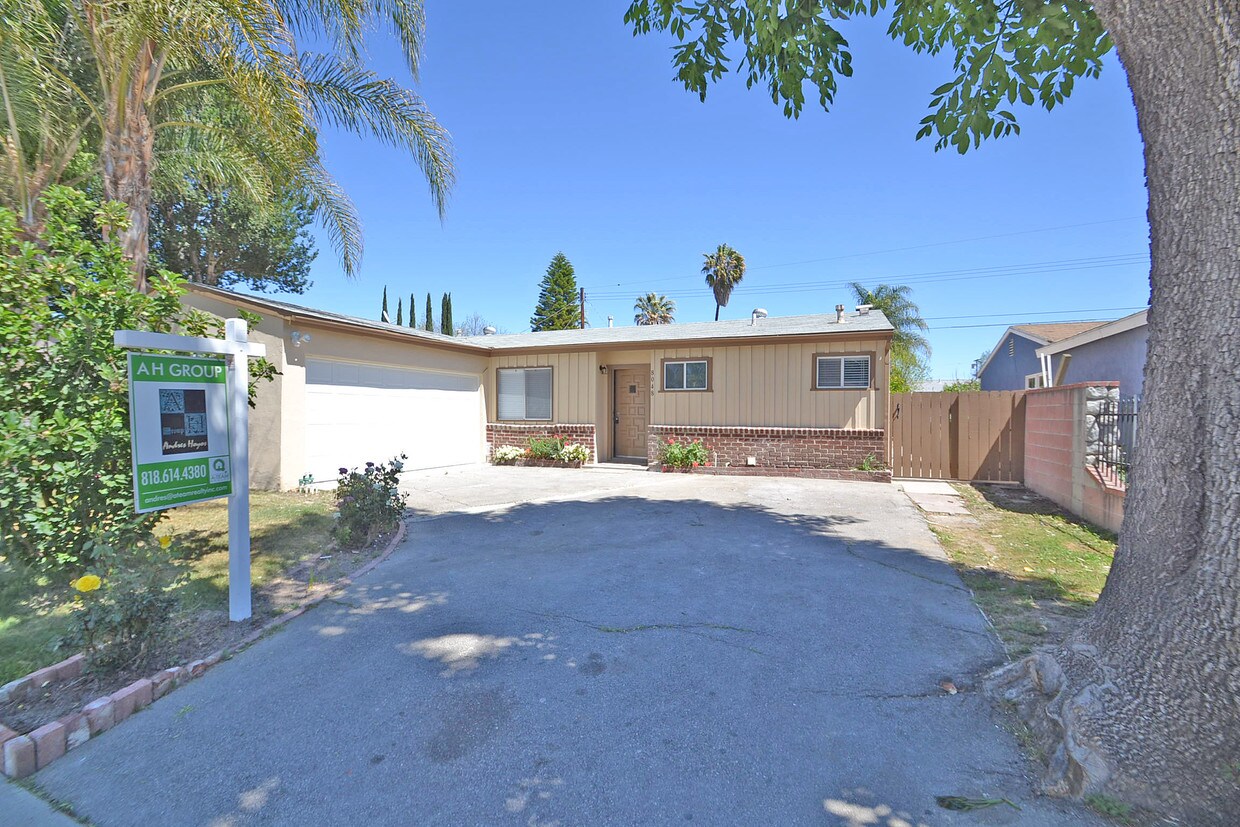 131 Houses Available for Rent in Encino, CA