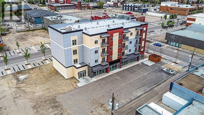 Building Photo - 10101-10101 101 Ave