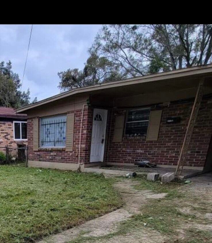 Primary Photo - 2132 W 16th St