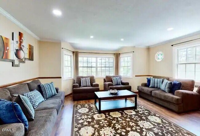 Foto del edificio - 264 Fairway Dr