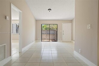 Building Photo - 3633 NW 99th Terrace