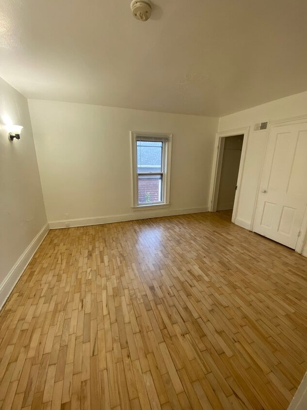 Foto principal - 677 Frederick St