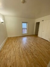 Building Photo - 677 Frederick St