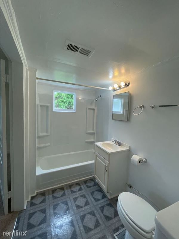 Building Photo - 3 br, 1 bath House - 6013 Waxhaw Highway