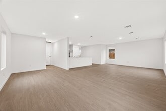 Building Photo - 10406 Rocky Trl