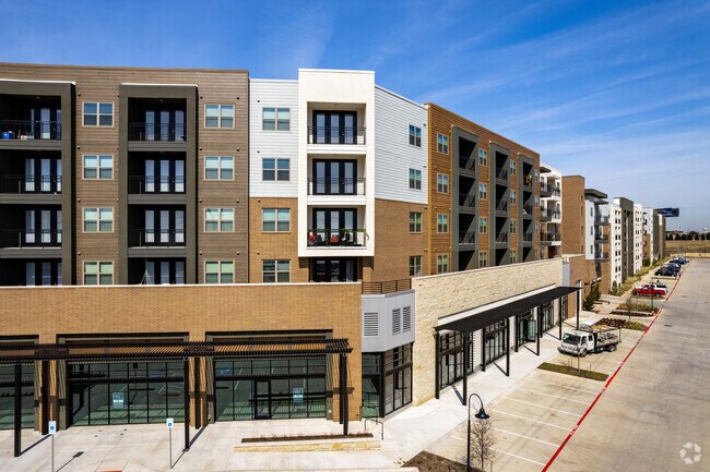 Olivian at the Realm - Apartments at 3964 Highway 121 Lewisville, TX