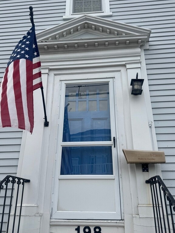 Foto del edificio - 198 Main St