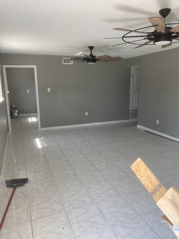 Foto del edificio - 1851 Murl St