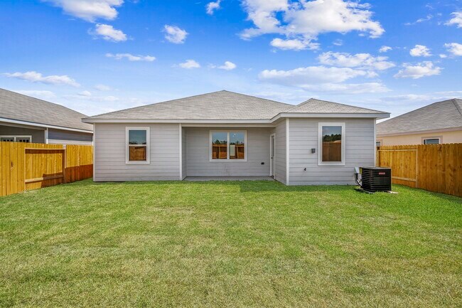 Foto del edificio - 25511 Blooming Hazel Dr