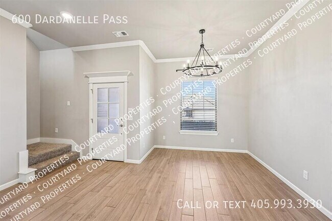 Foto del edificio - 600 Dardanelle Pass