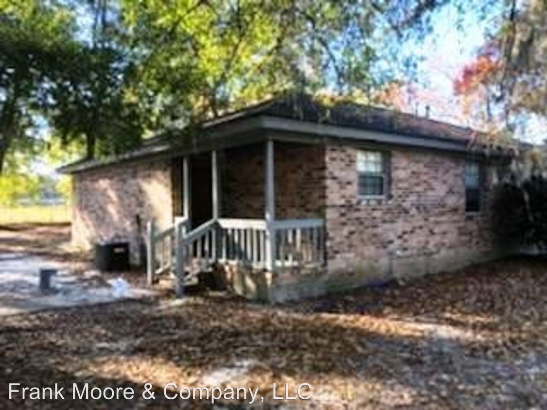 Primary Photo - 1028 Ash St Ext