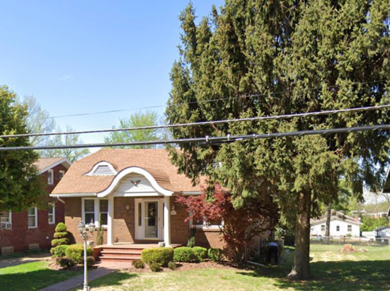 8711 Burton Ave, Charlack, MO 63114 House Rental in Charlack, MO