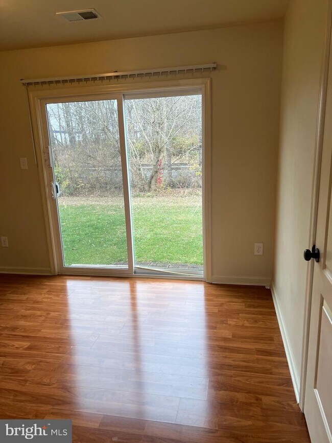 384 Dorothy Ct, Inwood, WV 25428 Townhome Rentals in Inwood WV