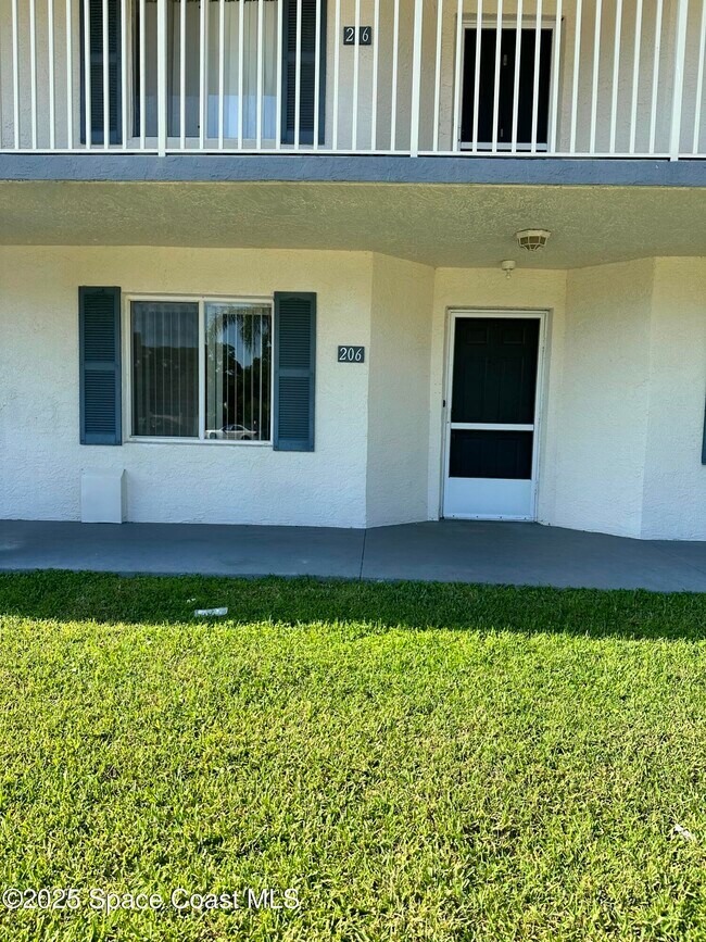 Building Photo - 1600 Woodland Dr