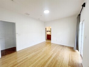Building Photo - 2450 SW 14th Ave