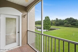 Building Photo - 10550 Baymeadows Rd