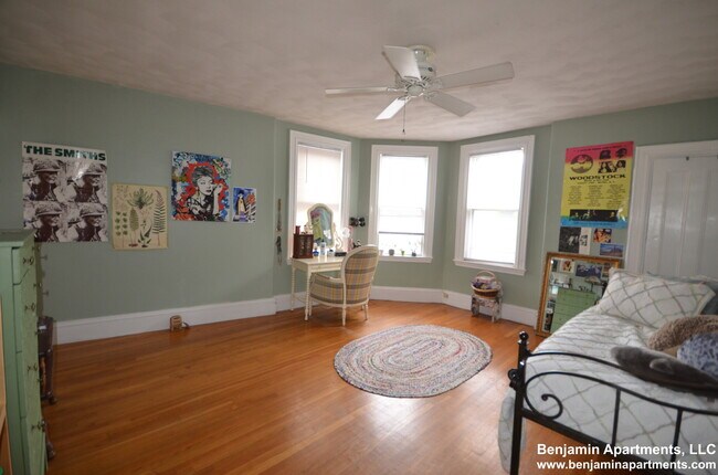Building Photo - 236 Cypress St
