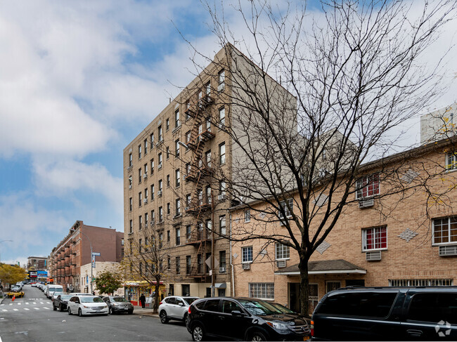 Building Photo - Aurora Apartments