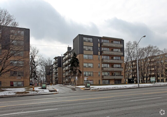 Photo du bâtiment - Ionview Court