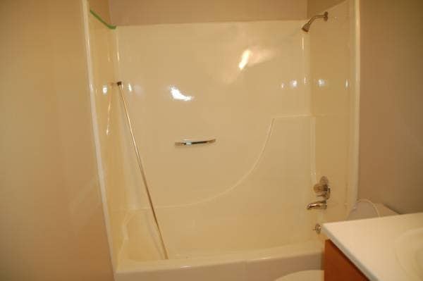 Building Photo - 107 E Jasper St