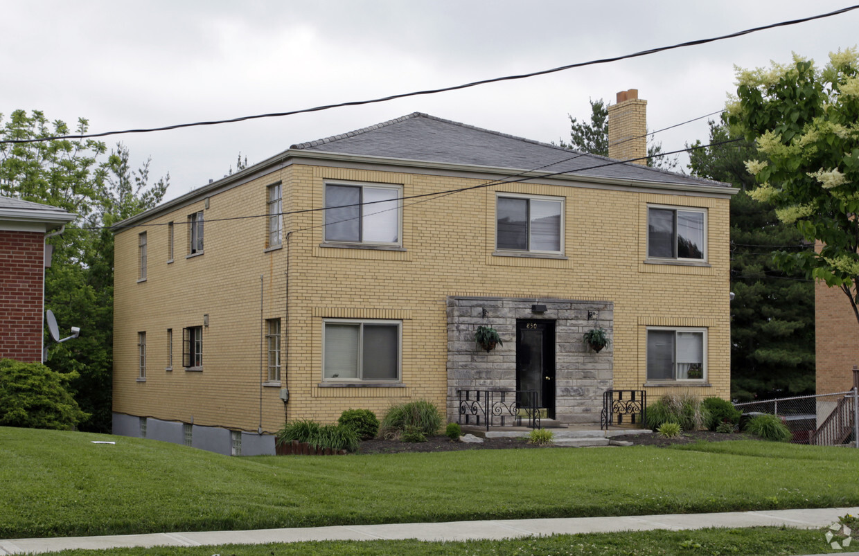 Building Photo - 850 Overlook Ave