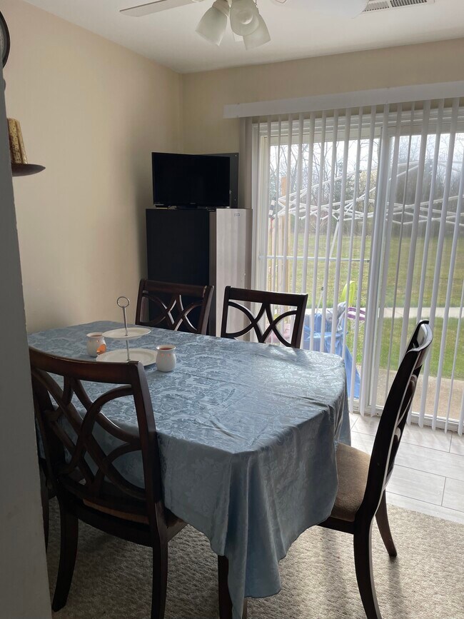 Cocina comedor - 34 Eaves Mill Rd