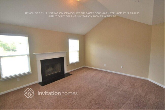 Building Photo - 4968 Locherby Dr