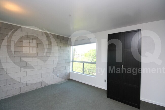 Foto del edificio - 537 E Willetta St