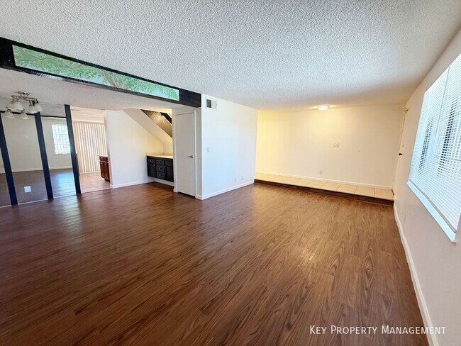 Building Photo - 3270 Liahona Way