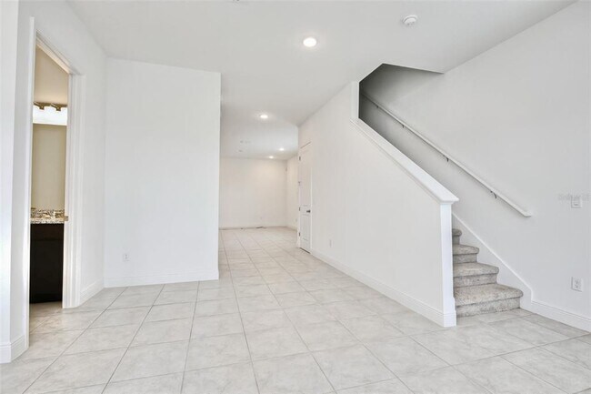 Foto del edificio - 6451 Cyrils Dr