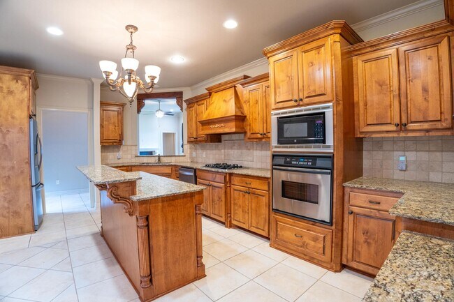 Foto del edificio - 10011 Loveland Ct