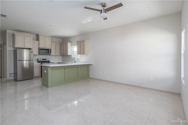 Foto del edificio - 22 Galveston Ave