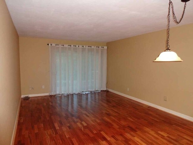 Foto del edificio - 7030 Quail Hill Rd. Charlotte, NC 28210