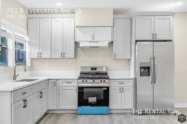 Foto del edificio - 703 N Evergreen Ave