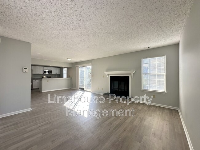 Building Photo - 4567 Genoa Cir