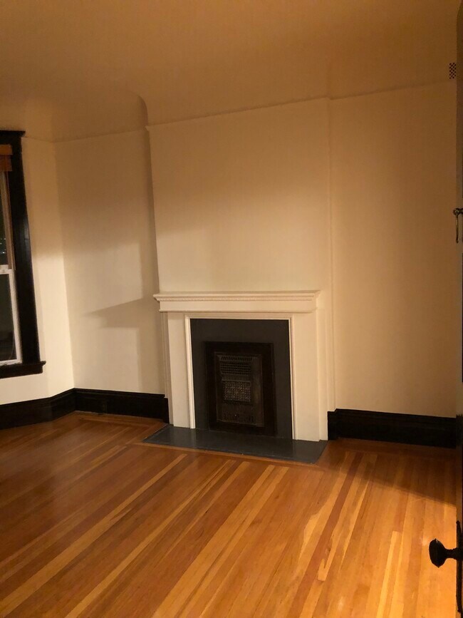 Foto del edificio - 1308 Dolores St