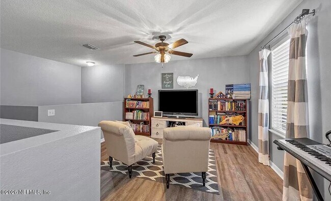 Foto del edificio - 75215 Fern Creek Dr