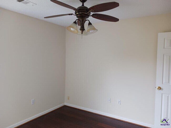 Foto del edificio - 732 Gateway Dr