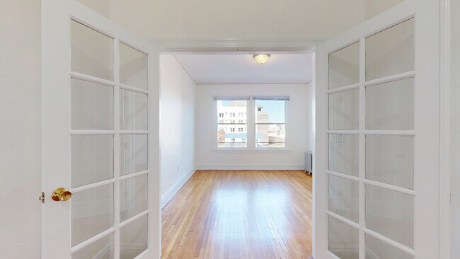 Foto del edificio - 727 Ellis St