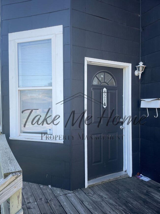 Foto del edificio - Charming 2-Bed, 1-Bath Home Near MSU and D...