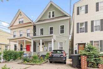 Building Photo - 214 Dodd St