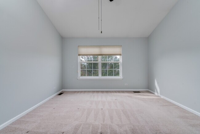Building Photo - 2780 Rosehall Ln