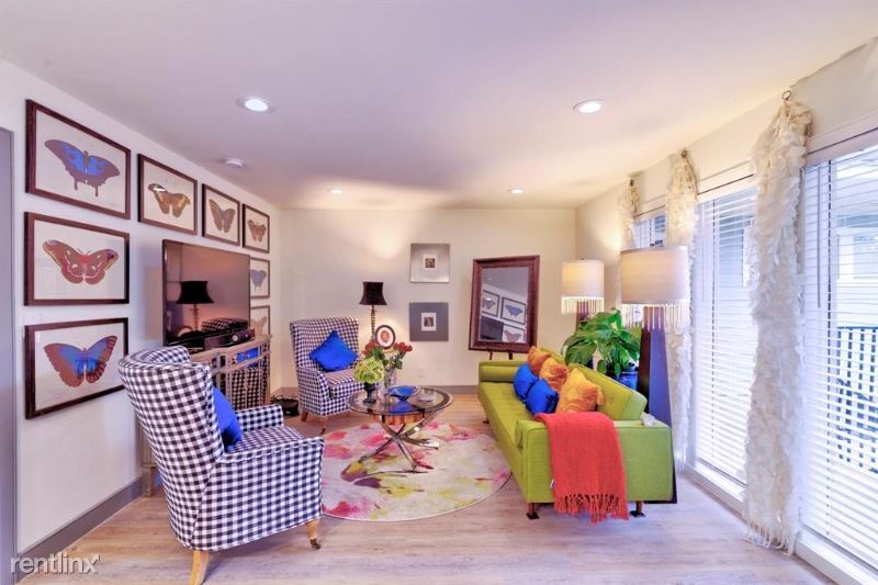 Foto principal - 409 Stratford St