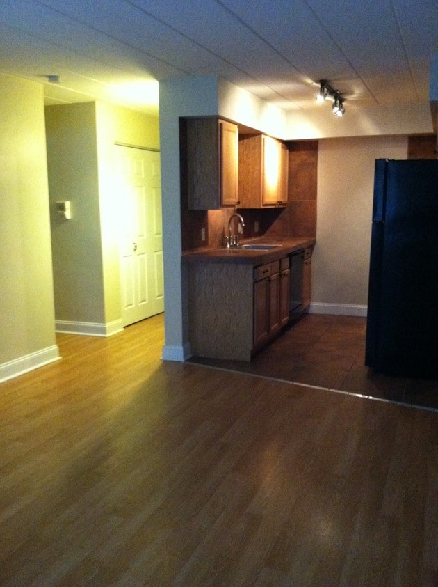 151 Robinson St Unit B2, Pittsburgh, PA 15213 Apartment for Rent in