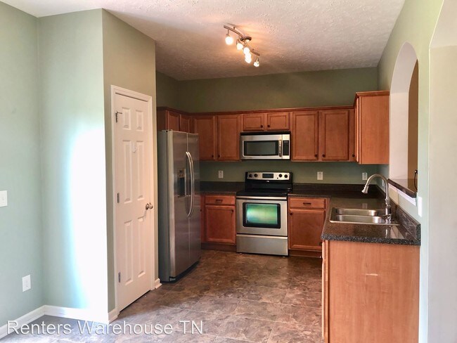 Building Photo - 3 br, 2.5 bath House - 8113 Valley Oak Drive