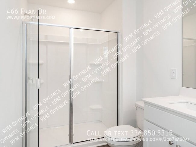 Foto del edificio - 466 Fran Dr