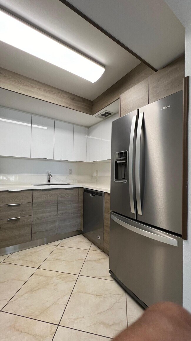 Foto del edificio - 1516 SE Royal Green Cir
