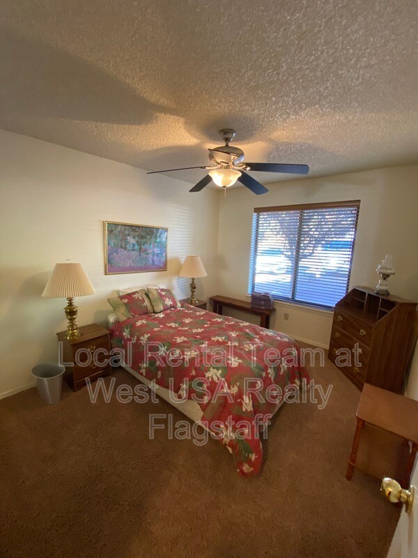 Foto del edificio - 2707 N Walnut Hills Dr