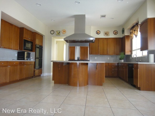 Building Photo - 5 br, 3 bath House - 93 Chateau Whistler