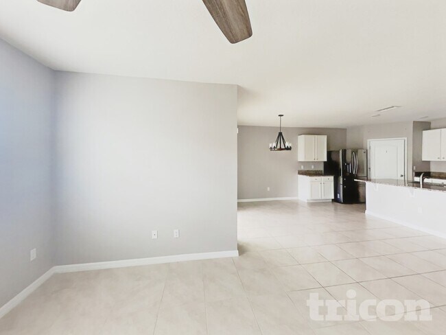 Building Photo - 9013 Pinales Wy